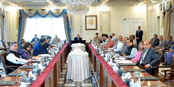 ڈاکٹر عافیہ صدیقی کیس: وزیراعظم اور کابینہ کو توہینِ عدالت کا نوٹس بھیجنے کا معاملہ لٹک گیا