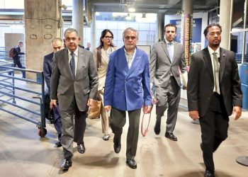 اسحاق ڈار واشنگٹن پہنچ گئے، آج امریکی وزیر خارجہ سے ملاقات طے