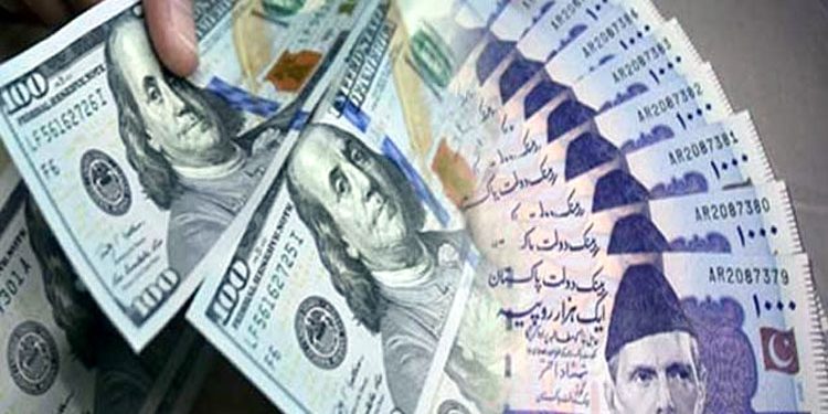 ڈالر کے مقابلے میں پاکستانی کرنسی میں اضافے کا سلسلہ جاری