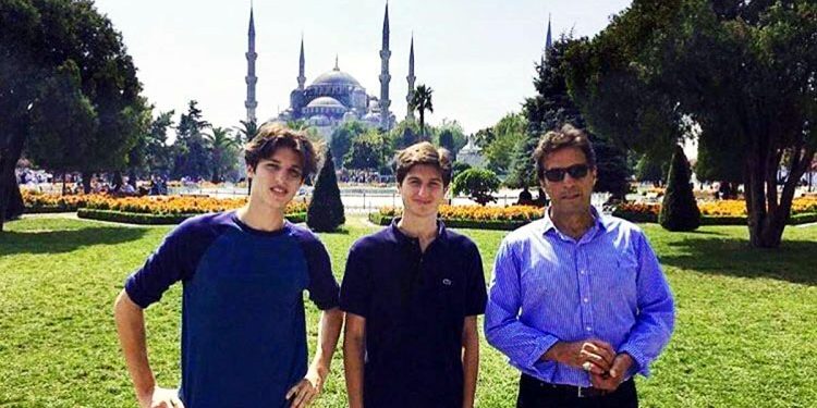 عمران خان کے دونوں بیٹوں کی پاکستان آنے کی تصدیق، پی ٹی آئی کا تفصیلات بتانے سے انکار