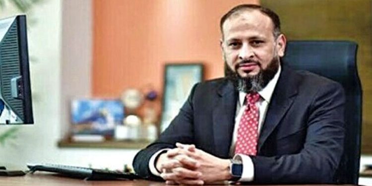 خاتون کو ہراساں کرنے پر سی ای او کے الیکٹرک کو سزا، عہدے سے ہٹانے کا حکم