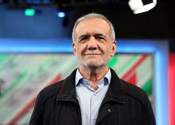 شہباز شریف کی دعوت، ایرانی صدر مسعود پزشکیان اتوار کو پاکستان آئیں گے