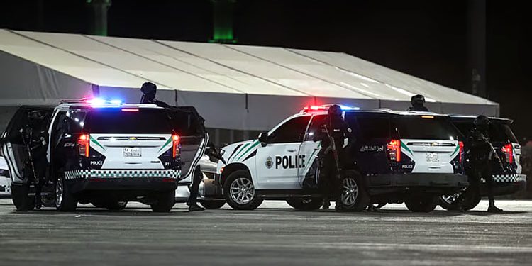 سعودی عرب نے زائرین کو ناکافی سہولیات فراہم کرنیوالے مکہ کے 25 ہوٹل بند کردیئے