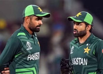 بابراعظم اور محمد رضوان کو ریٹائرمنٹ پر غور کا مشورہ دے دیا گیا