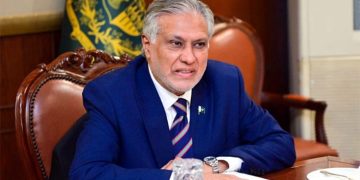 اسحاق ڈار پاک ۔چین ۔افغان وزرائے خارجہ اجلاس میں شرکت کے لیے کابل روانہ