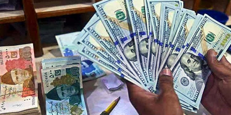 ڈالر کے مقابلے میں روپے کی قدر میں مسلسل بہتری