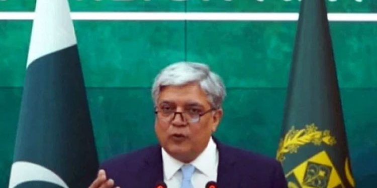 چین میں وزیراعظم شہباز شریف اور مودی کے درمیان کوئی ملاقات طے نہیں: دفتر خارجہ