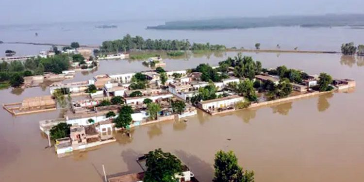 راوی، چناب اور ستلج میں انتہائی اونچے درجے کے سیلاب کا خدشہ، ڈیڑھ لاکھ افراد منتقل