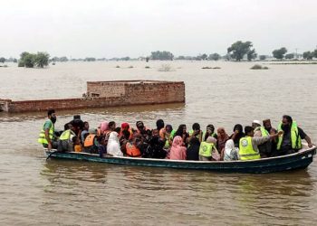 ملتان، رحیم یار خان، راجن پور اور وہاڑی کے سیکڑوں دیہات پانی میں ڈوب گئے