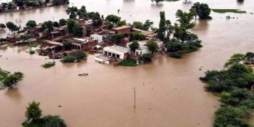 چناب اور ستلج سے اوچ شریف، احمد پور شرقیہ میں تباہی، ایم 5 کا دوسرا حصہ بھی متاثر