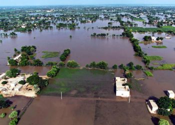 سیلاب اور بارشوں سے اموات 900 سے متجاوز، مزید بارشوں کا الرٹ جاری