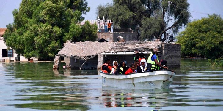پاکستان میں سیلاب کی تباہ کاریاں اور حکومتی غفلت