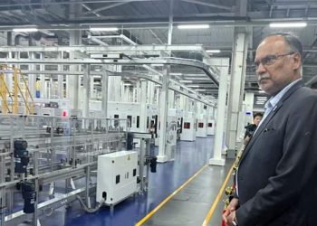 سی پیک فیز ٹو سے پاکستان اور چین کا تعاون نئی بلندیوں کو چھوئے گا: احسن اقبال