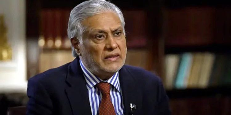 اسرائیل کے مختلف ملکوں پر حملوں کی مذمت کافی نہیں، اب راستہ روکنا ہوگا: اسحاق ڈار