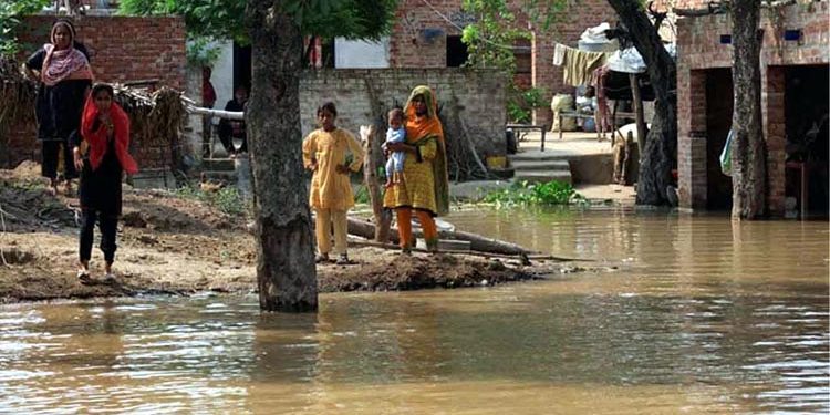 سیلاب سے 41 اموات، 3243 دیہات زیر آب، 24 لاکھ افراد متاثر: پی ڈی ایم اے