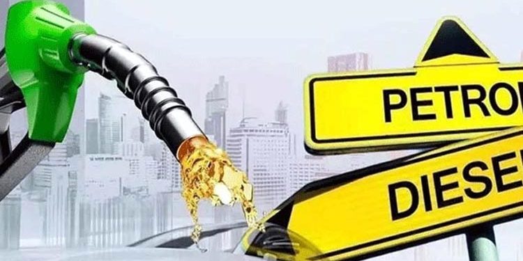 حکومت نے پیٹرولیم مصنوعات کی نئی قیمتوں کا اعلان کردیا