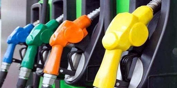 یکم اکتوبر سے پیٹرولیم مصنوعات کی قیمتوں میں ایک بار پھر اضافے کا امکان