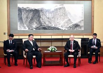 روسی صدر پیوٹن اور شمالی کوریا کے رہنما کم جو ان کی بیجنگ میں ملاقات