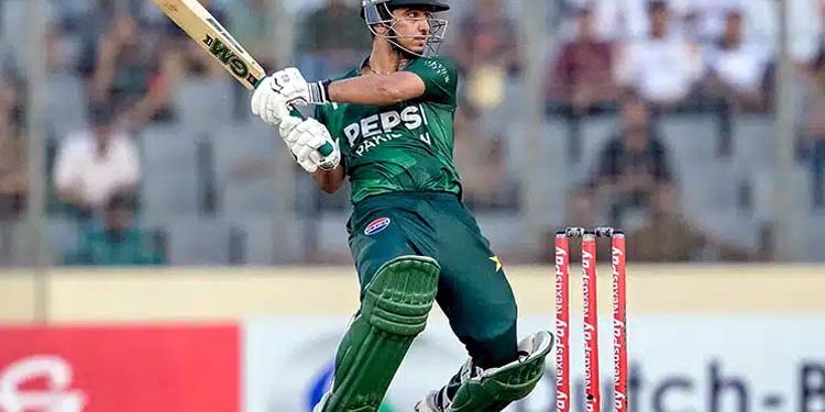 صائم ایوب کا ٹی ٹوئنٹی میں منفی ریکارڈ، بابراعظم کے برابر آگئے