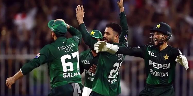 سہ ملکی سیریز کی جیت کو سیلاب متاثرین کے نام کرتا ہوں،سلمان علی آغا