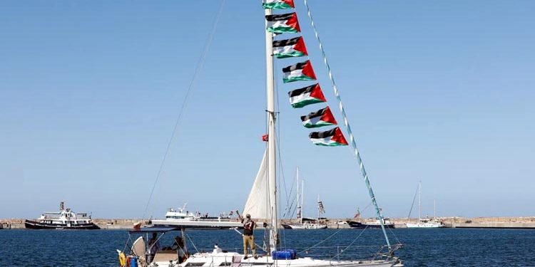 اسرائیلی بحریہ غزہ کے قریب فلوٹیلا کو روکنے میں ناکام۔منتظمین