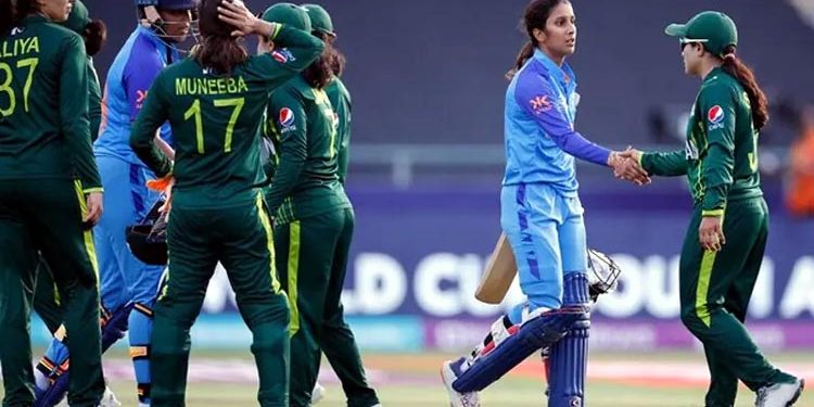 پاکستان اور بھارت کل ویمنز ورلڈ کپ میں مد مقابل