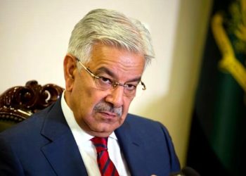 دہشت گردی پر قابو پانےکیلئے سنجیدہ اقدامات نہ کیے گئے تو خطے کو سنگین خطرات ہوسکتے ہیں، وزیر دفاع