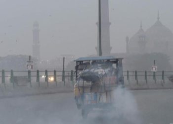 پنجاب میں سموگ کا راج، لاہور دنیا کے آلودہ ترین شہروں میں پھر سرفہرست