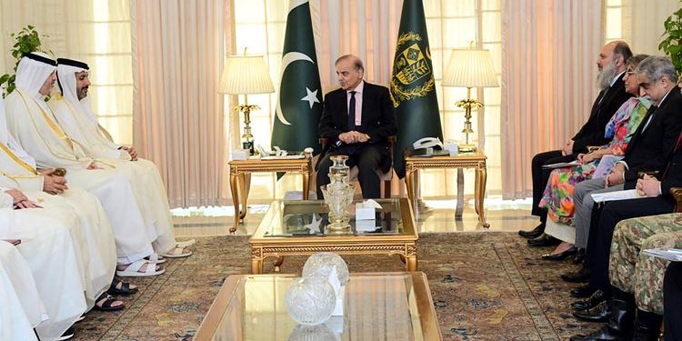 وزیراعظم سے قطری وزیرتجارت کی ملاقات؛ سرمایہ کاری اور تعاون بڑھانے پر اتفاق