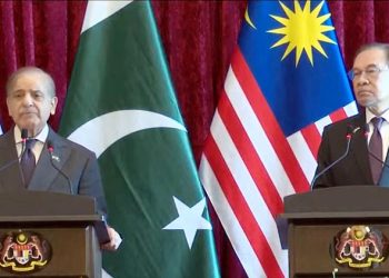 ملائیشیا کے تجربات سے استفادہ کیلئے مشترکہ منصوبوں کے خواہاں ہیں: وزیراعظم