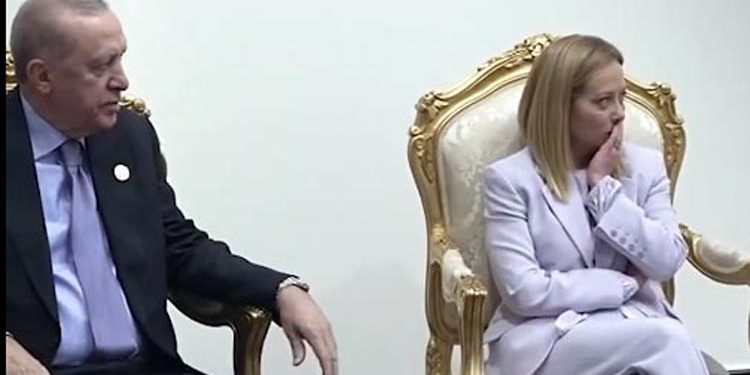 اگر آپ سگریٹ چھوڑ دیں تو کسی کو بھی قتل کرسکتی ہیں،اردوان کی اطالوی وزیراعظم سے دلچسپ گفتگووائرل