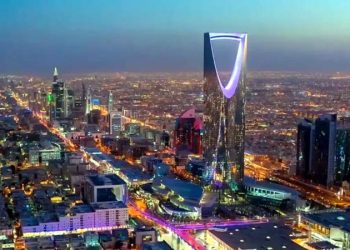 کفیل کی شرط ختم! سعودی عرب میں مستقل رہائش حاصل کرنے کا نیا قانون نافذ