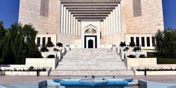 جہاں پارا چنار حملہ ہوا وہ راستہ دوسرے ملک سے آتا ہے، اپنا دشمن پہچانیں، جسٹس مسرت ہلالی