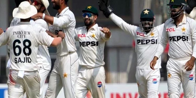 جنوبی افریقا کیخلاف ٹیسٹ سیریز کیلئے پاکستان کے سکواڈ سے دو کھلاڑی ڈراپ
