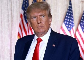 پاک افغان مسئلہ حل کرنا مشکل نہیں ہے، فی الحال کچھ نہیں کررہا، ڈونلڈ ٹرمپ