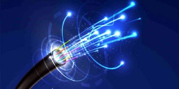 پاکستان میں نئی سب میرین کیبل سے انٹرنیٹ کی سپیڈ میں 40فیصد اضافہ