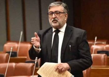 جے یو آئی کا 27ویں آئینی ترمیم کے حق میں ووٹ نہ دینے کا فیصلہ