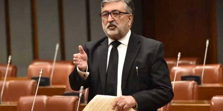 جے یو آئی کا 27ویں آئینی ترمیم کے حق میں ووٹ نہ دینے کا فیصلہ