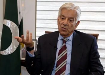 سرحد پار دہشت گردی کیخلاف فیصلہ کن اقدامات جاری رہیں گے، وزیر دفاع