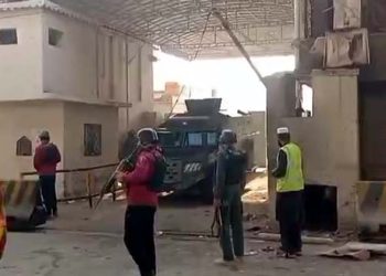 پشاور میں ایف سی ہیڈ کوارٹرز پر دہشت گردوں کا حملہ ناکام، تینوں حملہ آور مارے گئے