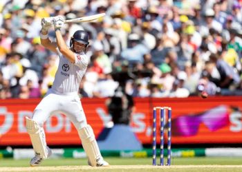 England escapes clean sweep defeat, wins on Australian soil after 14 years