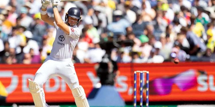 England escapes clean sweep defeat, wins on Australian soil after 14 years