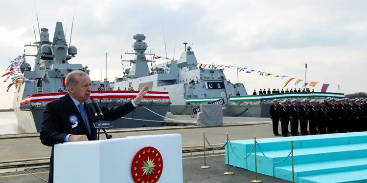 Turkey's military strength increases, confronting the US