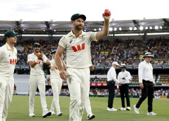 ایشیز: آسٹریلیا نے انگلینڈ کو دوسرے ٹیسٹ میں بھی شکست دے دی