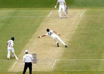 ایشز سیریز :دوسرے ٹیسٹ سے قبل انگلینڈ اور آسٹریلیا کا جھٹکا