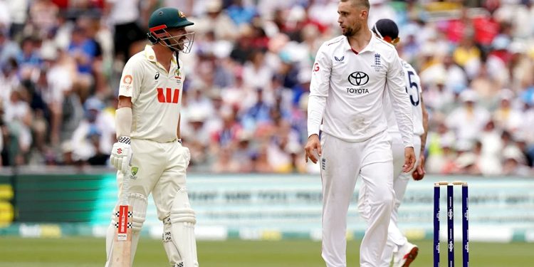 ایشز تیسرا ٹیسٹ :انگلینڈ پر میچ اور سیریز میں شکست کے سائے منڈلانے لگے