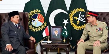 انڈونیشیا کے صدر کی چیف آف ڈیفنس فورسز سے ملاقات، دفاعی تعاون بڑھانے کا اعادہ