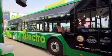 لاہور میٹرو گرین لائن بس منصوبے کی اپ گریڈیشن کیلئے 2.44بلین روپے کی منظوری