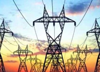 صارفین کے لیے خوش خبری؛ بجلی کی فی یونٹ قیمت میں کمی کا امکان