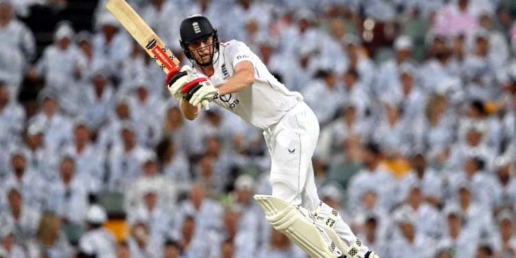 ایشز، آسٹریلیا نے پہلی اننگز میں 511 رنز بناکر اپنی پوزیشن مستحکم کرلی